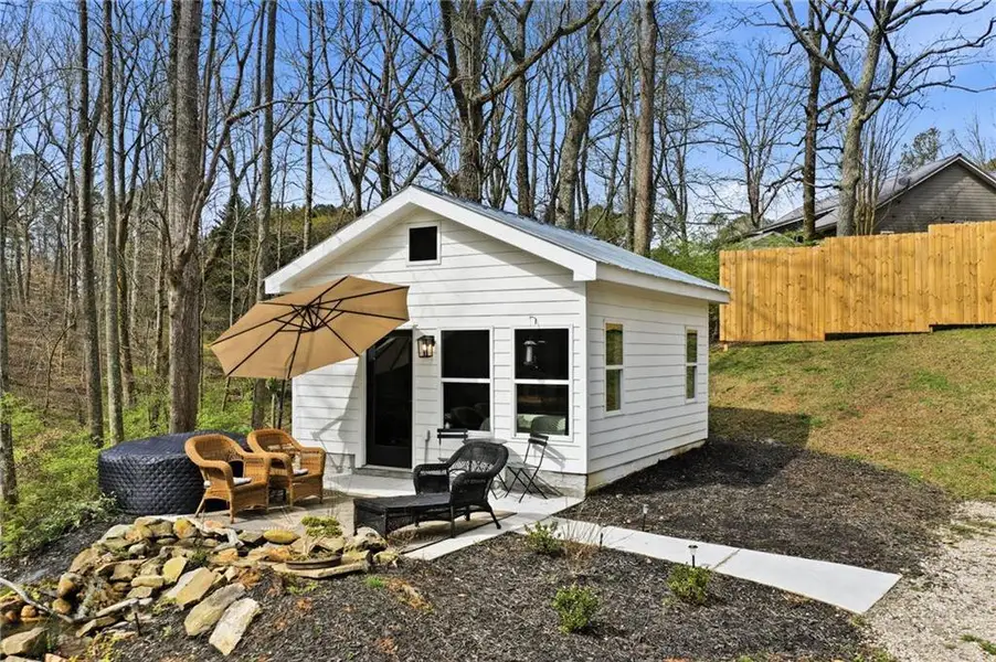 Exterior details and patio area of a home in , Talking Rock (Image 17).