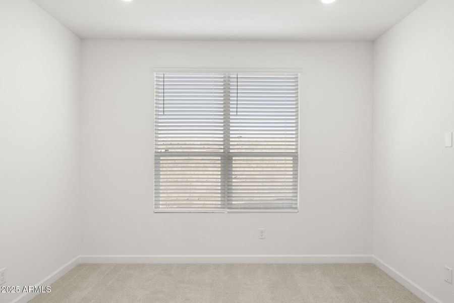 27-web-or-mls-1746-e-questa-dr