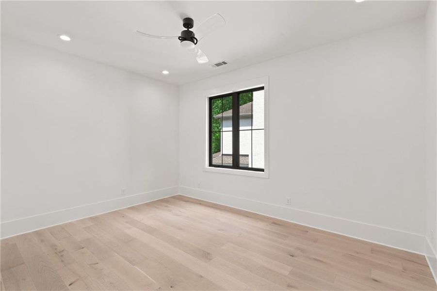 Spacious, unfurnished interior of a new home in , Atlanta (Image 48).