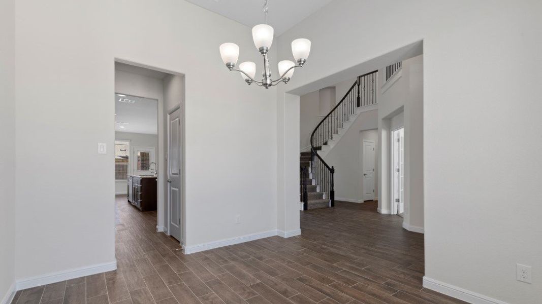 Representative unfurnished interior of a home built from the Valley Spring by D.R. Horton in Eden Ranch, Arlington (Image 31).