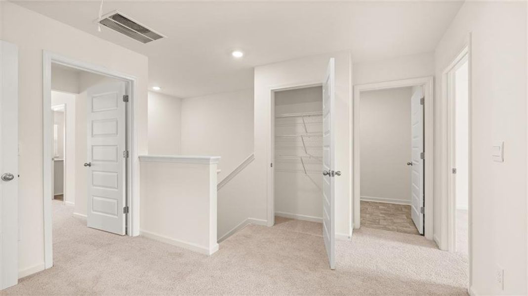 Spacious, unfurnished interior of a new home in , Loganville (Image 20).