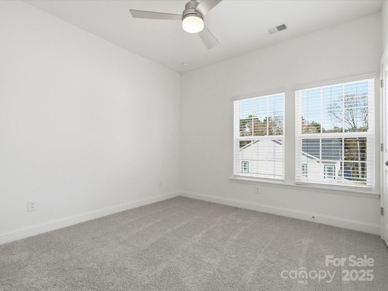 Spacious, unfurnished interior of a new home in Sycamore Trail, Matthews (Image 26).