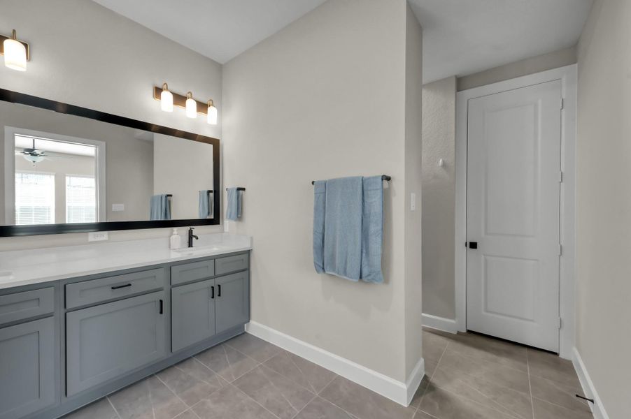 Furnished interior view inside a new home in The Woodlands Hills 60’, Willis (Image 9).