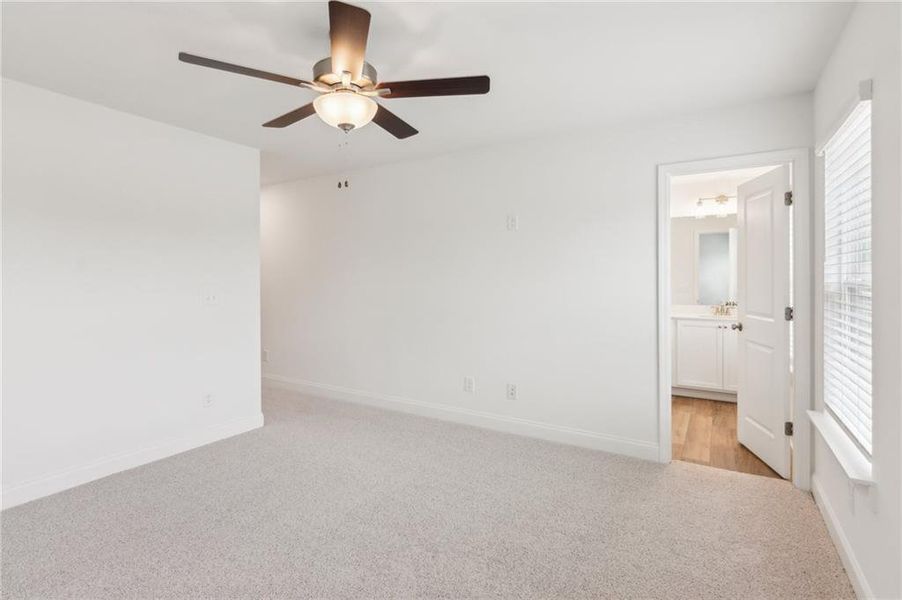 Spacious, unfurnished interior of a new home in , Athens (Image 22).