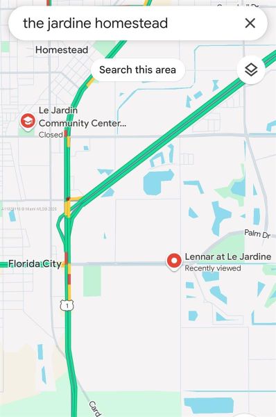 Image 33 of a home in Le Jardine.