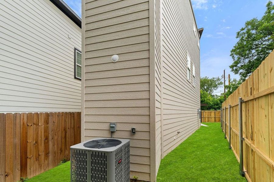 Exterior details and patio area of a home in , Dallas (Image 26).
