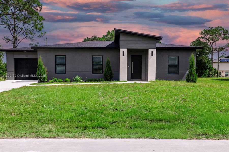 Image 24 of a home in . Image 24 of a home in .