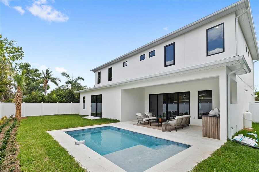 Exterior details and patio area of a home in , Orlando (Image 32).