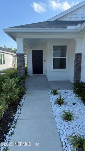 Exterior details and patio area of a home in , Jacksonville (Image 2).
