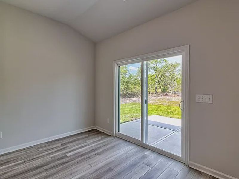 Spacious, unfurnished interior of a new home in Amber Hill, West Columbia (Image 17).