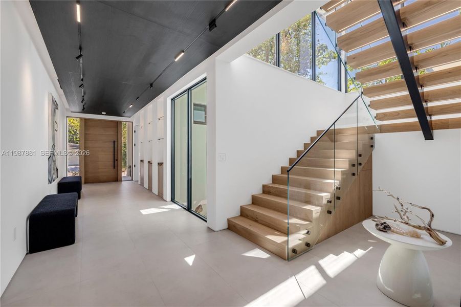 Image 78 of a home in .