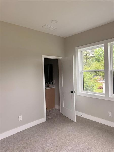 Spacious, unfurnished interior of a new home in , Lawrenceville (Image 11).