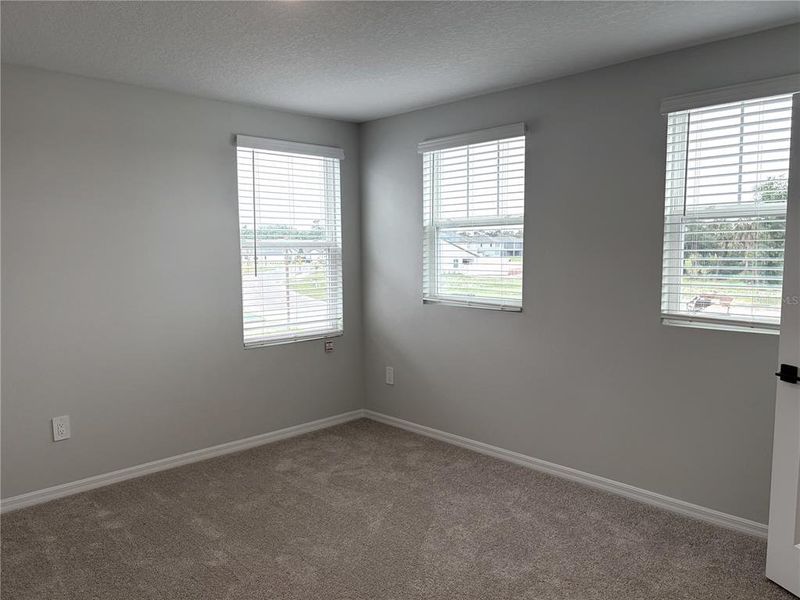 Spacious, unfurnished interior of a new home in Oakfield Trails, Parrish (Image 29).