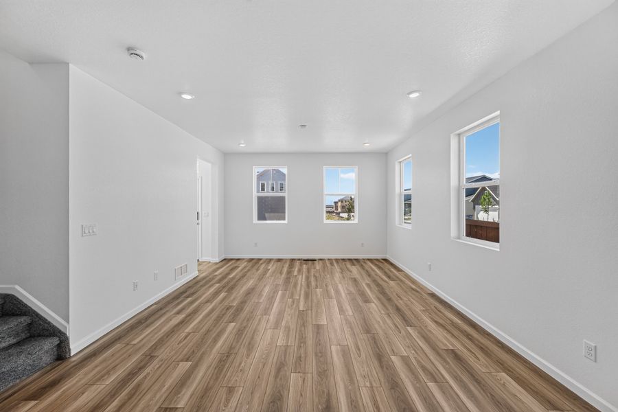 Spacious, unfurnished interior of a new home in Sky Ranch, Watkins (Image 11). Spacious, unfurnished interior of a new home in Sky Ranch, Watkins (Image 11).