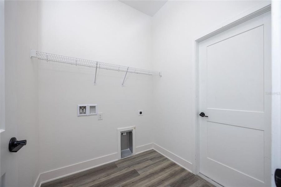 Spacious, unfurnished interior of a new home in , Newberry (Image 28).