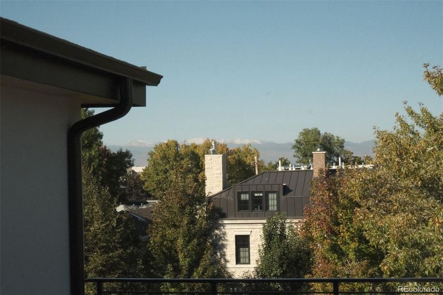 Image 29 of a home in .