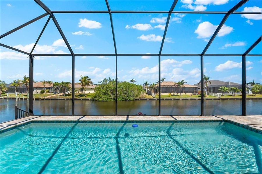Exterior details and patio area of a home in , Port Charlotte (Image 23).