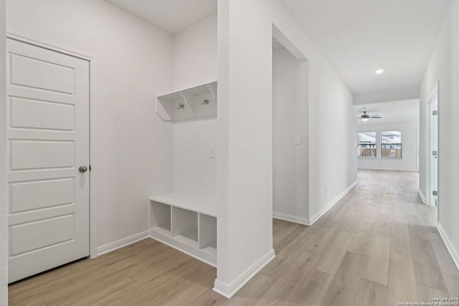 Spacious, unfurnished interior of a new home in Legendary Trails - Classic Series, Cibolo (Image 19). Spacious, unfurnished interior of a new home in Legendary Trails - Classic Series, Cibolo (Image 19).