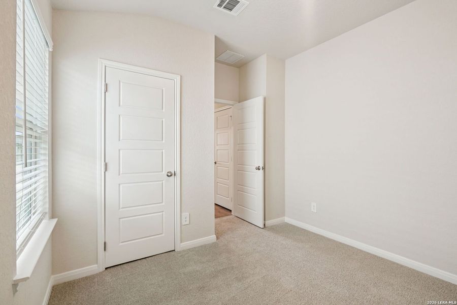 Spacious, unfurnished interior of a new home in Legendary Trails - Premier Series, Cibolo (Image 15).