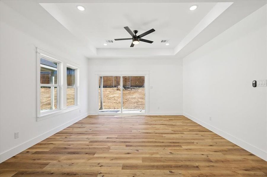 Spacious, unfurnished interior of a new home in , Fort Worth (Image 17).