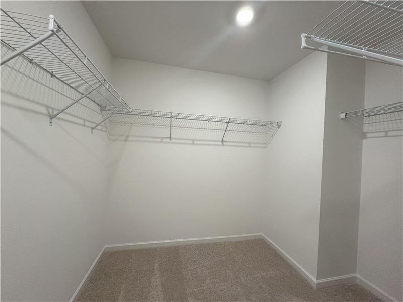 Spacious, unfurnished interior of a new home in Buice Lake, Acworth (Image 25).