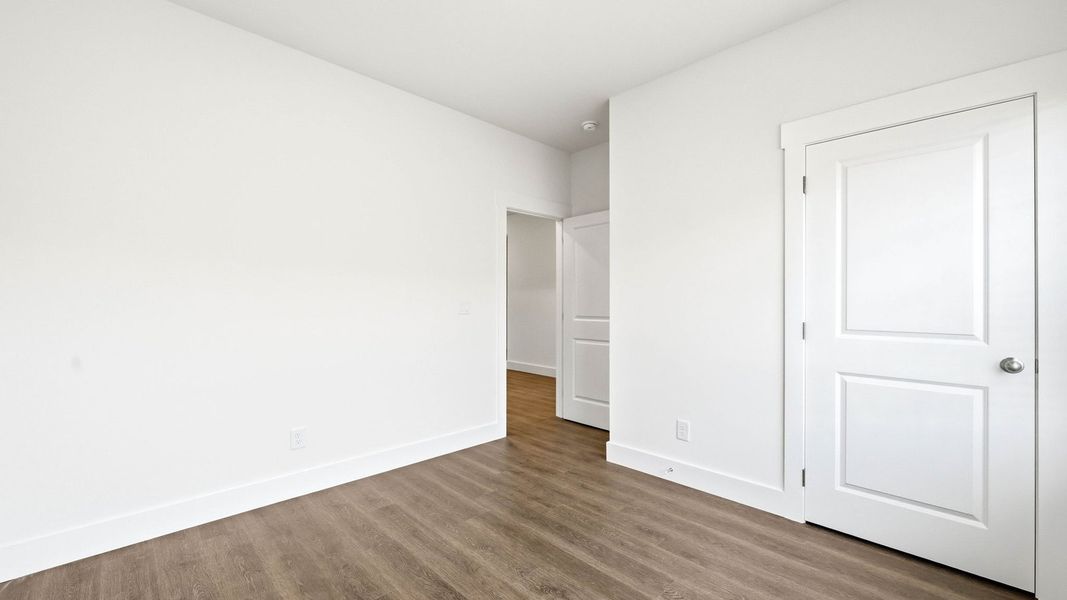 Spacious, unfurnished interior of a new home in Fieldcrest Acres, Blountville (Image 17).