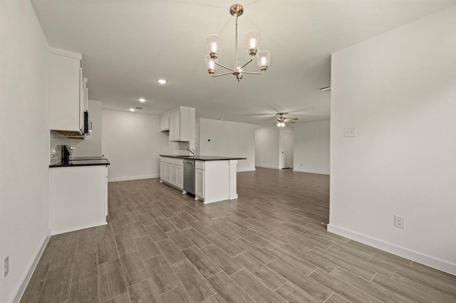 Spacious, unfurnished interior of a new home in Runaway Bay, Runaway Bay (Image 20). Spacious, unfurnished interior of a new home in Runaway Bay, Runaway Bay (Image 20).