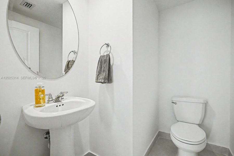 Furnished interior view inside a new home in , Miami (Image 6).