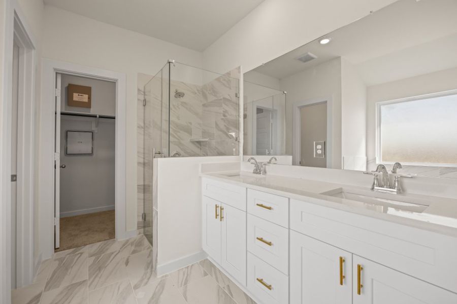 Furnished interior view inside a new home in Ashland, Houston (Image 12).