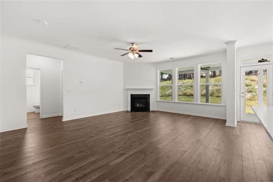 Spacious, unfurnished interior of a new home in Water Oak Estates, Lawrenceville (Image 28).