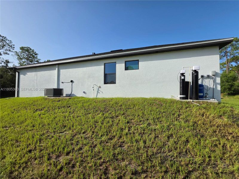 Exterior details and patio area of a home in , Lehigh Acres (Image 25).