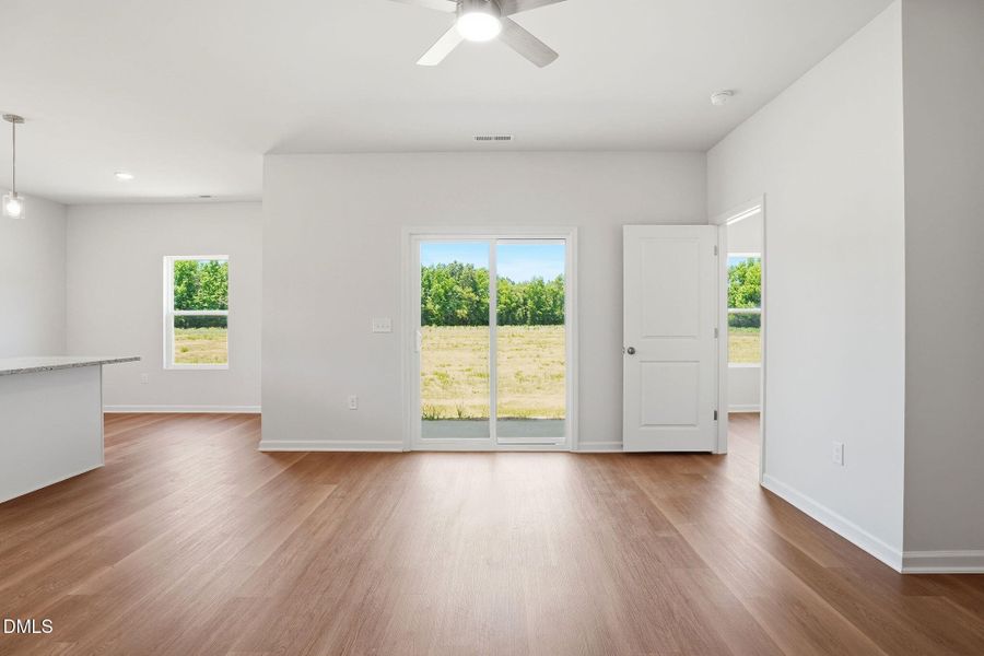 29-web-or-mls-DSC01415 29-web-or-mls-DSC01415