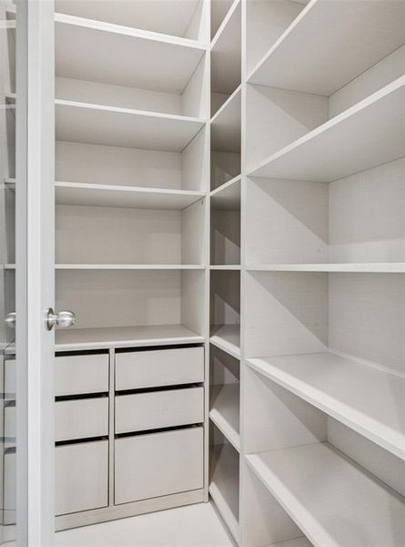 Close-up of interior finishes inside a home in , Dallas (Image 35).