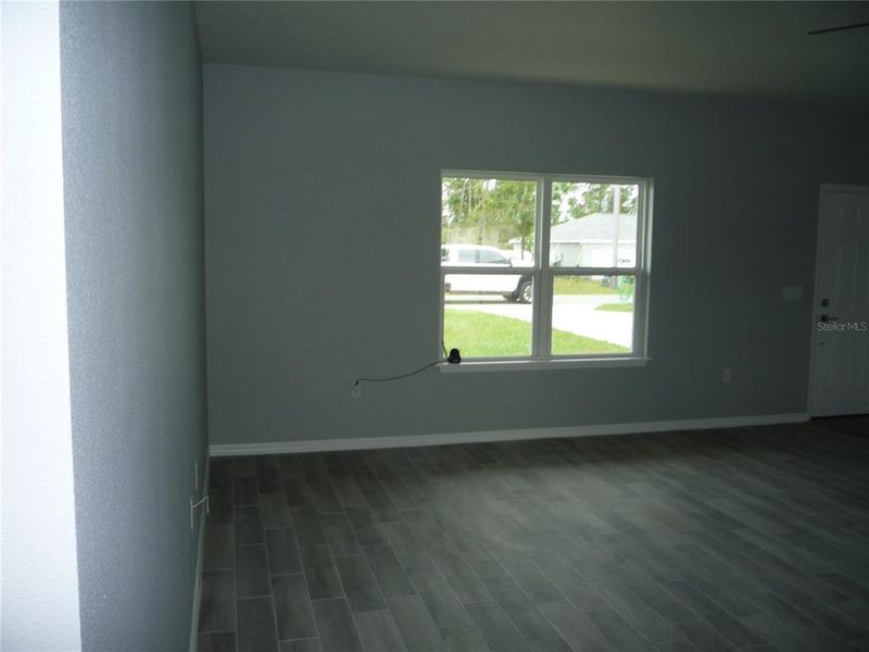 Spacious, unfurnished interior of a new home in , Ocala (Image 17).