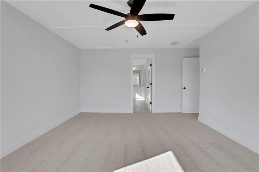 Spacious, unfurnished interior of a new home in Twin Lakes, Hoschton (Image 49).
