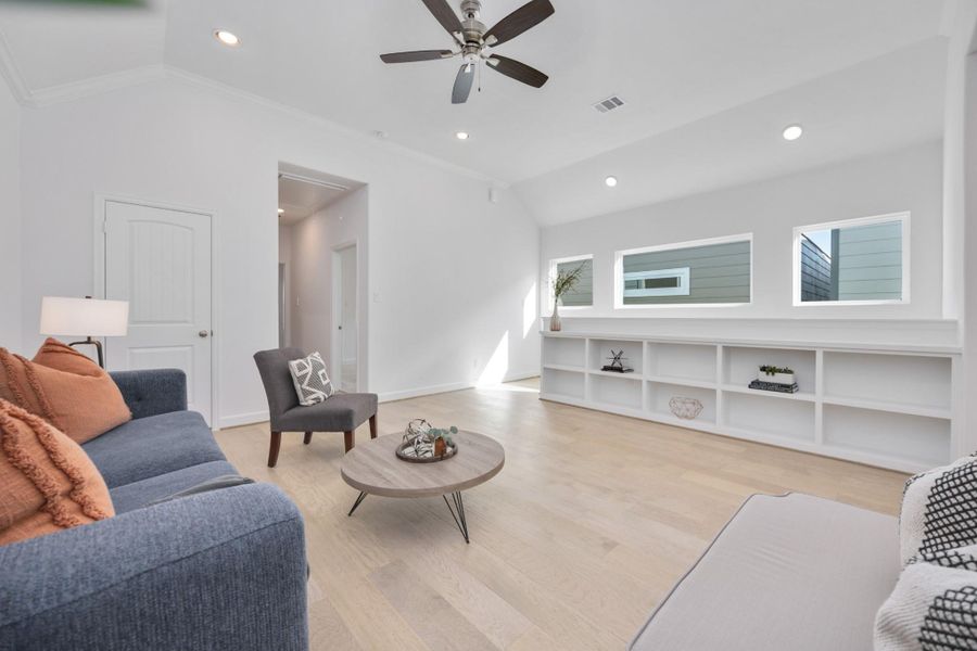 Big on charm and built-ins, this flex space is the unsung hero of the upstairs. Curl up with a good book, host a game night, or finally start that podcast.