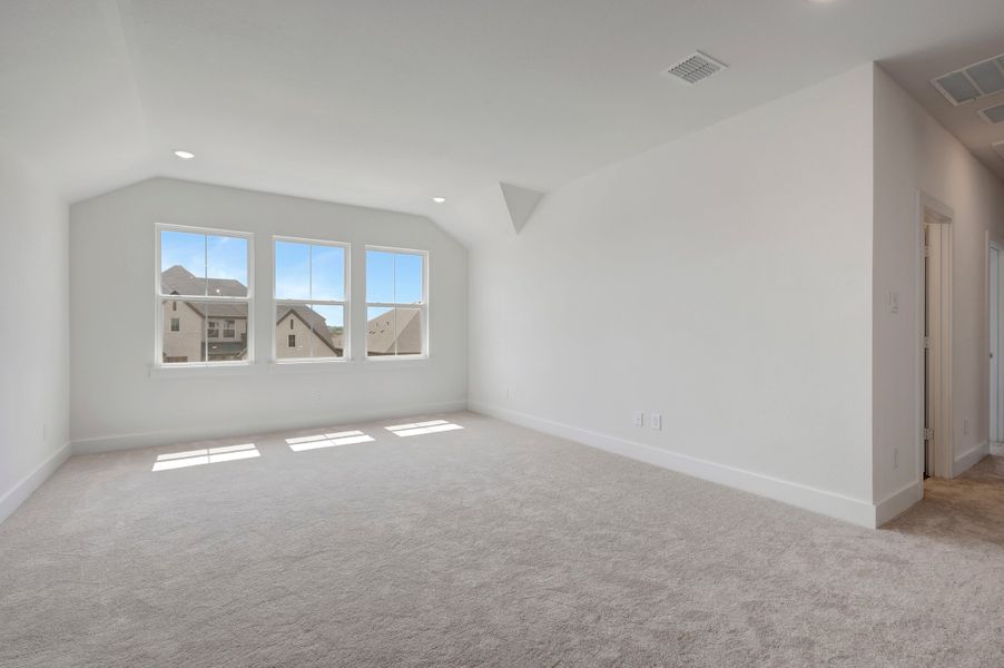 Spacious, unfurnished interior of a new home in LaPrelle, Haslet (Image 20). Spacious, unfurnished interior of a new home in LaPrelle, Haslet (Image 20).