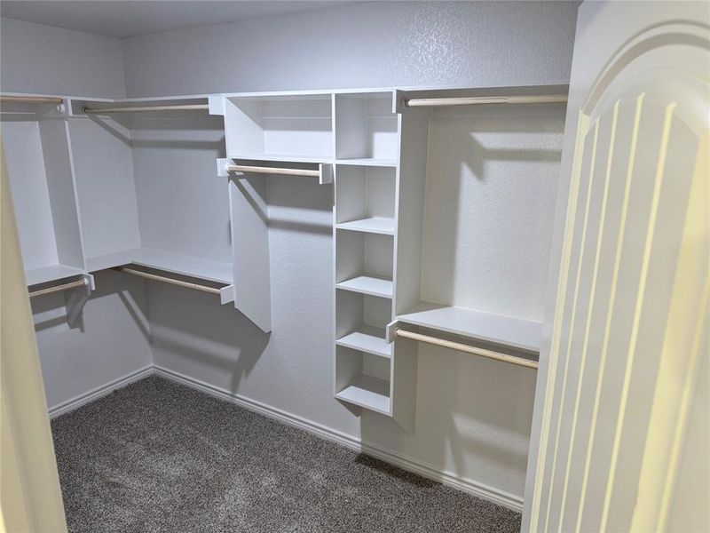 Spacious, unfurnished interior of a new home in , Springtown (Image 8).