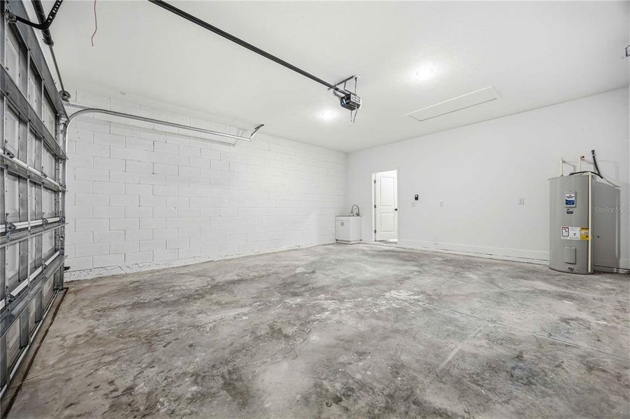 Spacious, unfurnished interior of a new home in , Winter Haven (Image 30). Spacious, unfurnished interior of a new home in , Winter Haven (Image 30).