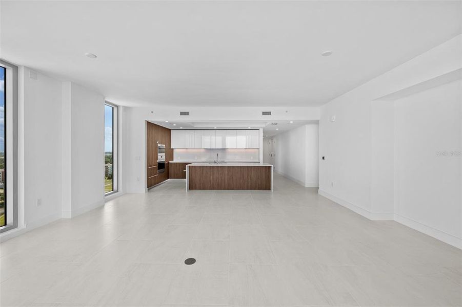 Spacious, unfurnished interior of a new home in , Tampa (Image 56). Spacious, unfurnished interior of a new home in , Tampa (Image 56).