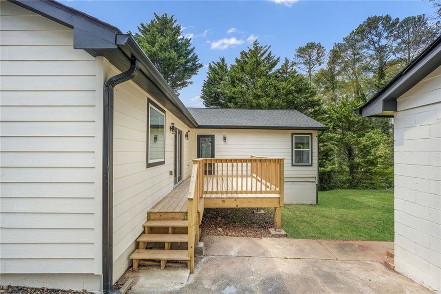 Exterior details and patio area of a home in , Atlanta (Image 23).
