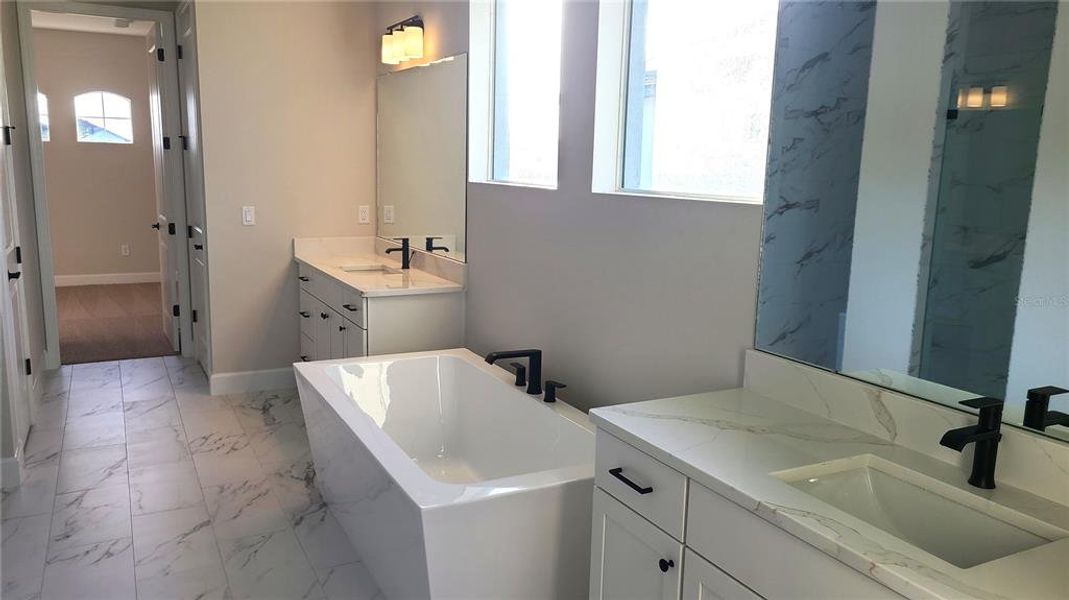 Primary Bath with Double Sinks and Big European Soaker Tub!