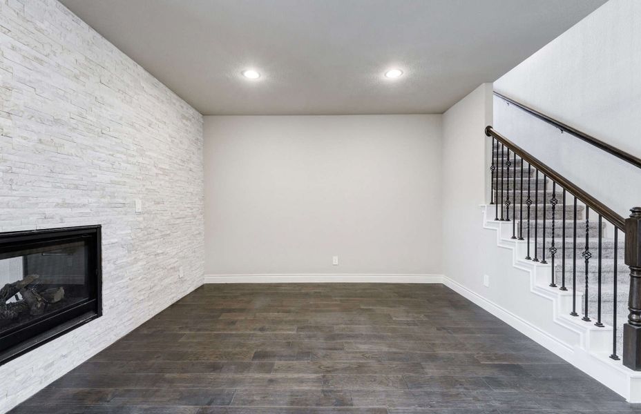 Representative unfurnished interior of a home built from the 2924 by Ravenna Homes in The Highlands 55′, Porter (Image 25). Representative unfurnished interior of a home built from the 2924 by Ravenna Homes in The Highlands 55′, Porter (Image 25).