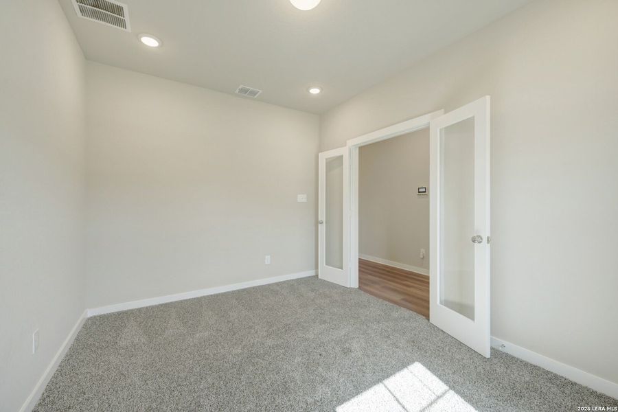 Spacious, unfurnished interior of a new home in Mesquite Ridge, San Antonio (Image 31). Spacious, unfurnished interior of a new home in Mesquite Ridge, San Antonio (Image 31).
