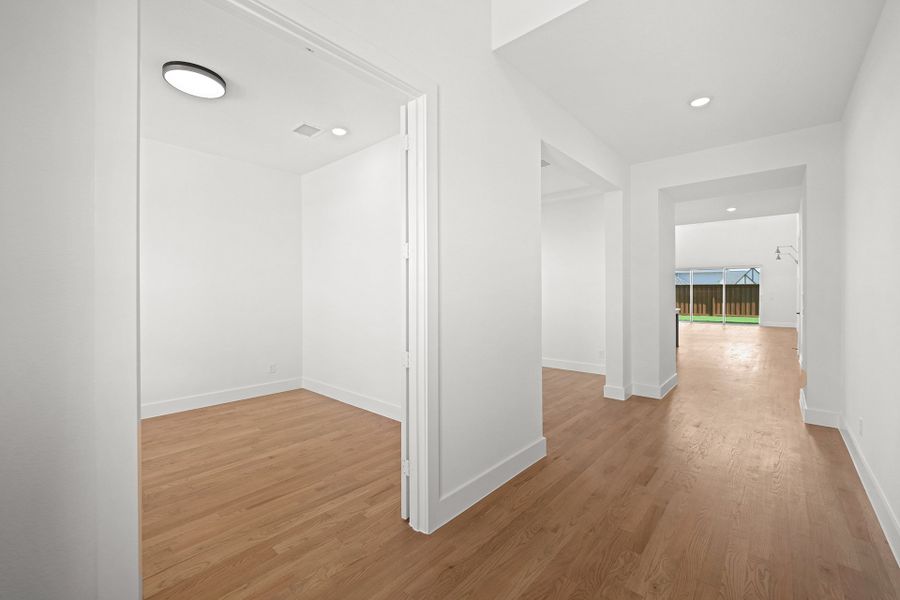 Spacious, unfurnished interior of a new home in Fields - 50' Lots, Frisco (Image 30). Spacious, unfurnished interior of a new home in Fields - 50' Lots, Frisco (Image 30).
