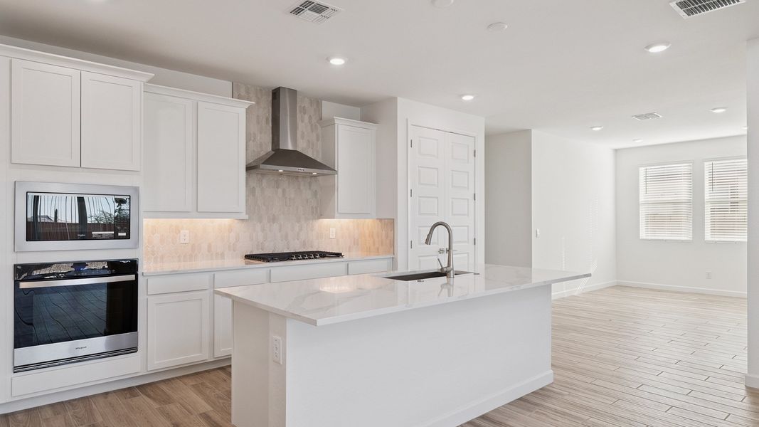 Furnished interior view inside a new home in Aloravita, Peoria (Image 5).