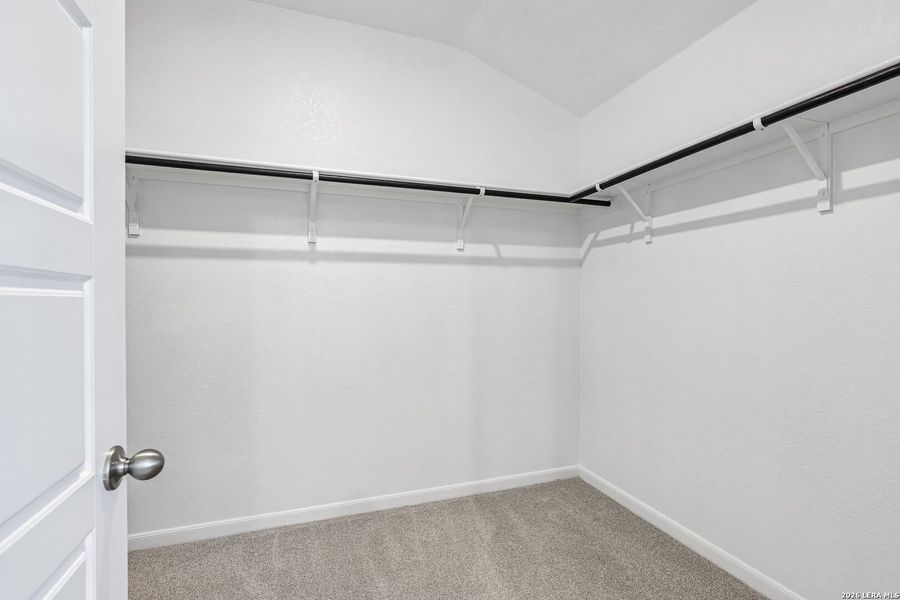 Spacious, unfurnished interior of a new home in Thomas Pond, San Antonio (Image 38). Spacious, unfurnished interior of a new home in Thomas Pond, San Antonio (Image 38).