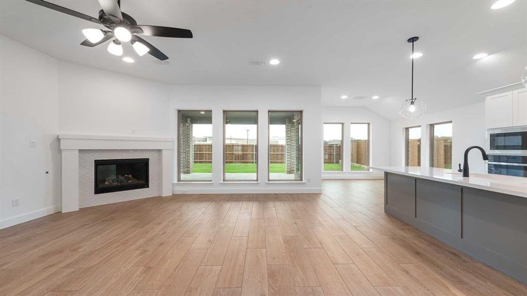 Spacious, unfurnished interior of a new home in Devonshire 55', Forney (Image 13). Spacious, unfurnished interior of a new home in Devonshire 55', Forney (Image 13).