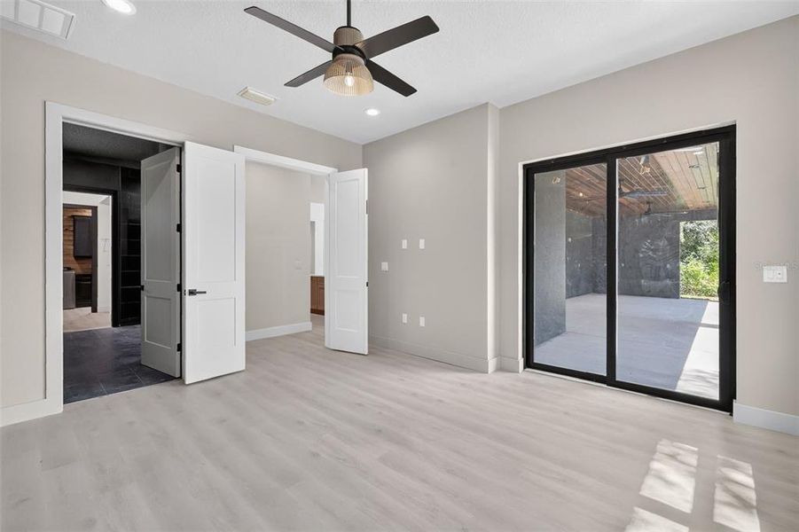 Spacious, unfurnished interior of a new home in , Ocklawaha (Image 25). Spacious, unfurnished interior of a new home in , Ocklawaha (Image 25).