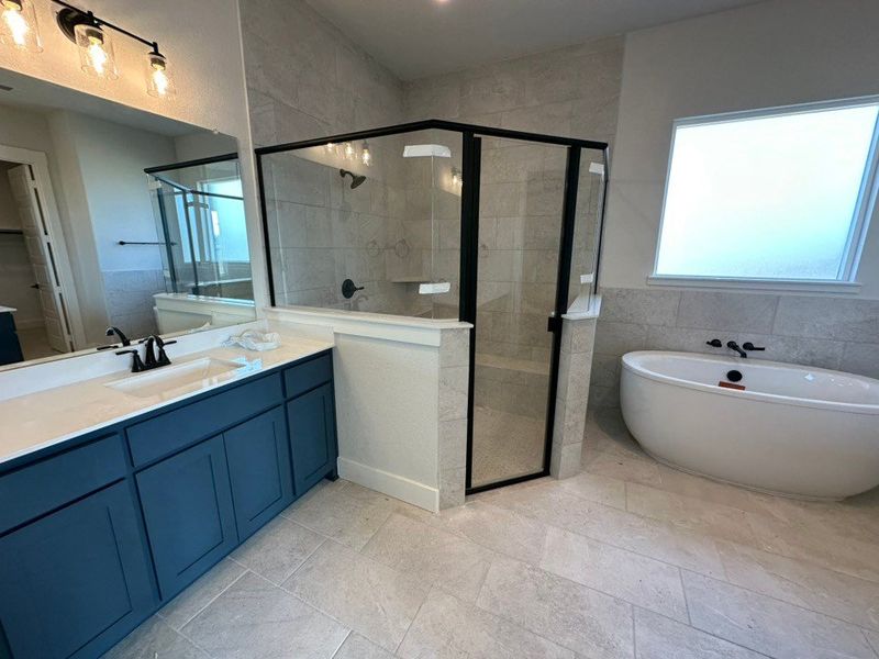 Furnished interior view inside a new home in Eagle Ridge Estates, Weatherford (Image 6).